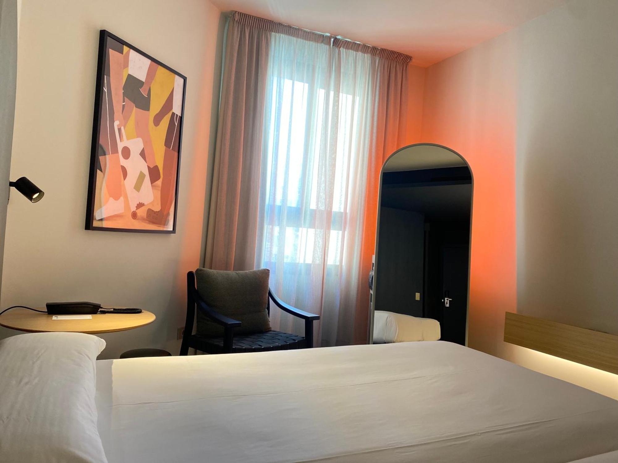 Onix Fira Hotell Barcelona Exteriör bild